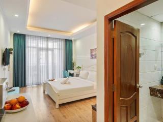 Cho thuê căn hộ ban công quận 1, ban công, đề thám gần bùi viện, bến thành, cống quỳnh