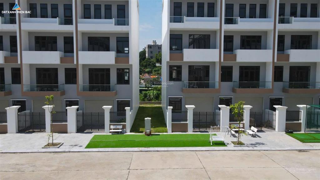 Cắt lỗ lk hà phong, hạ long | 105m2 | 5 tầng 430m2 sàn | sẵn sổ sang tên | giá 3tỷ9 cả nhà cả đất