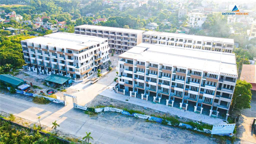Cắt lỗ lk hà phong, hạ long | 105m2 | 5 tầng 430m2 sàn | sẵn sổ sang tên | giá 3tỷ9 cả nhà cả đất