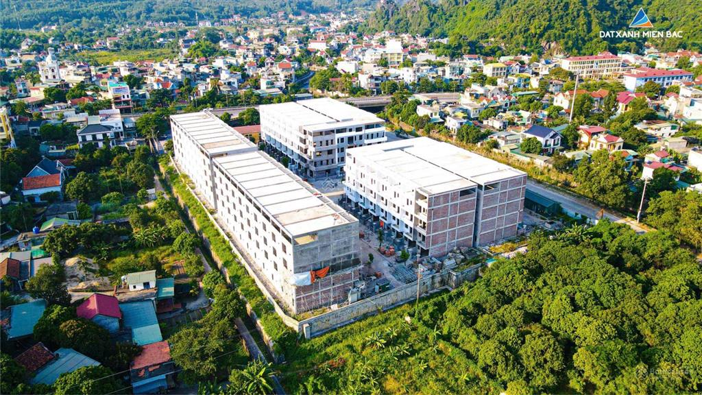 Cắt lỗ lk hà phong, hạ long | 105m2 | 5 tầng 430m2 sàn | sẵn sổ sang tên | giá 3tỷ9 cả nhà cả đất