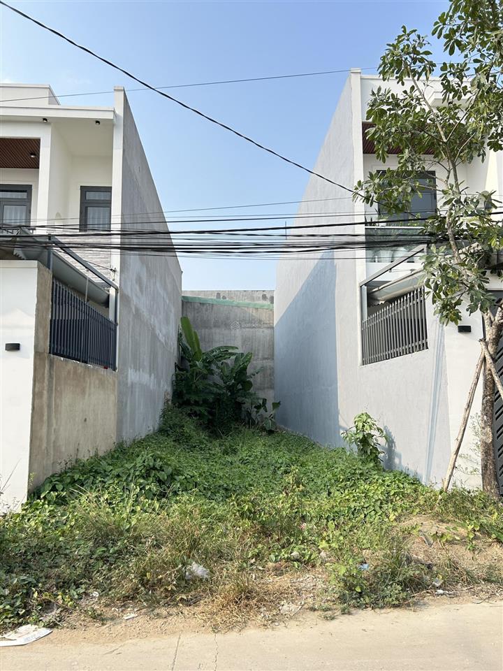 Đất thổ cư 10tr/m2 ngay gần chợ thạnh phú