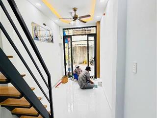 Nhà đẹp  giá hơn 2 tỷ  hxh  shr  dtsd 35.4m2  bình tiên  quận 6