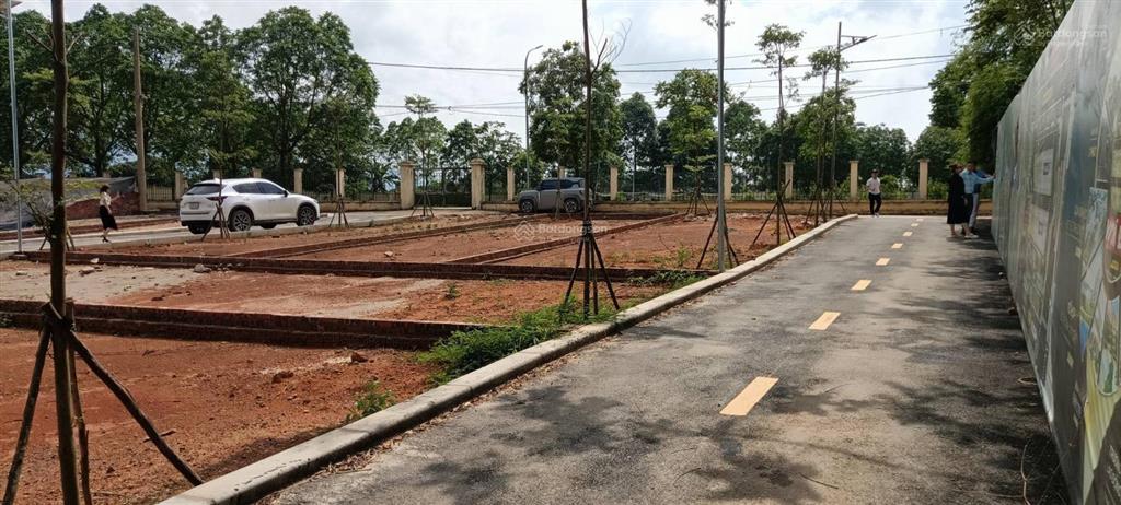 Mở bán đất đẹp trung tâm thị xã sơn tây dt 80m2, giá 1,4 tỷ