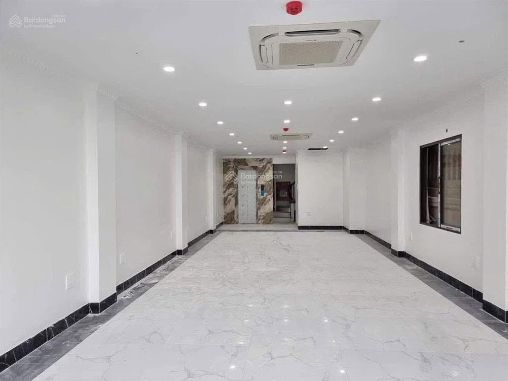 Víp,,, toà nhà văn phòng đẳng cấp tây hồ, tinh hoa giới thượng lưu, diện tích 98m , 8tầng, giá 38ty