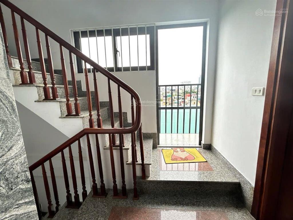 Hiếm,mặt phố cầu giấy, gần 100m , hơn 40tỷ, nói không với quy hoạch, kinh doanh, đẳng cấp nhất phố