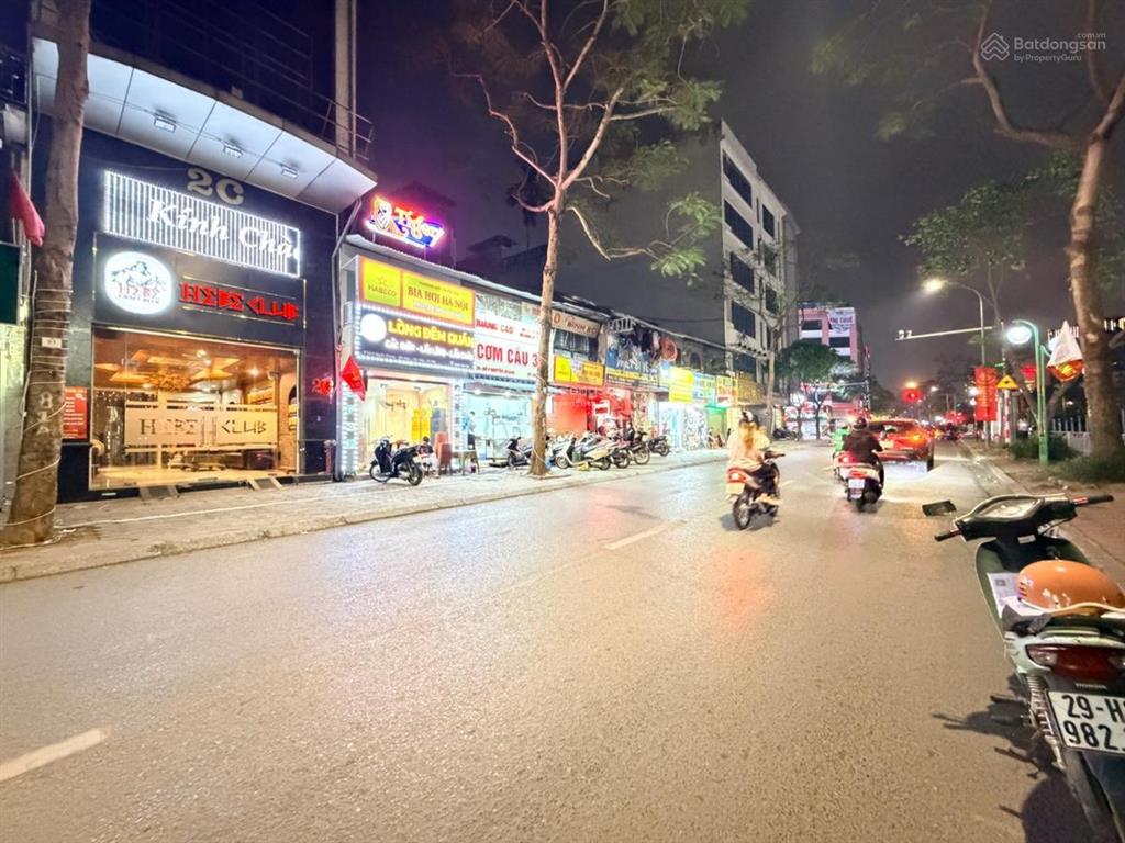 Hiếm,mặt phố cầu giấy, gần 100m , hơn 40tỷ, nói không với quy hoạch, kinh doanh, đẳng cấp nhất phố
