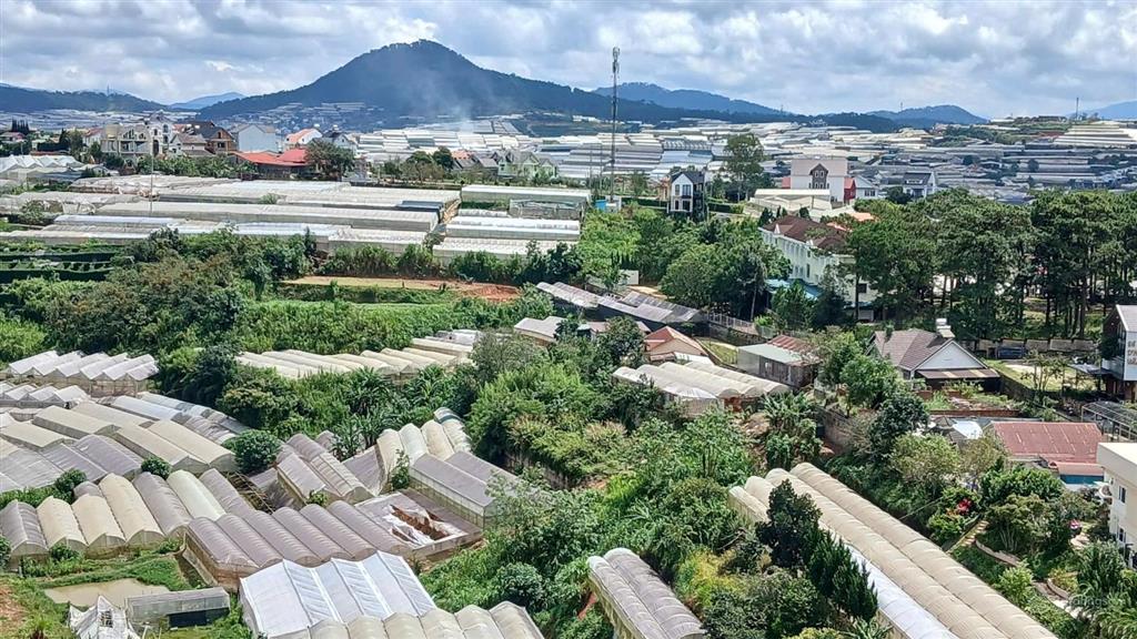 Bán căn hộ chung cư nam hồ view siêu đẹp 3,3 tỷ đã có sổ, sở hữu vĩnh viễn