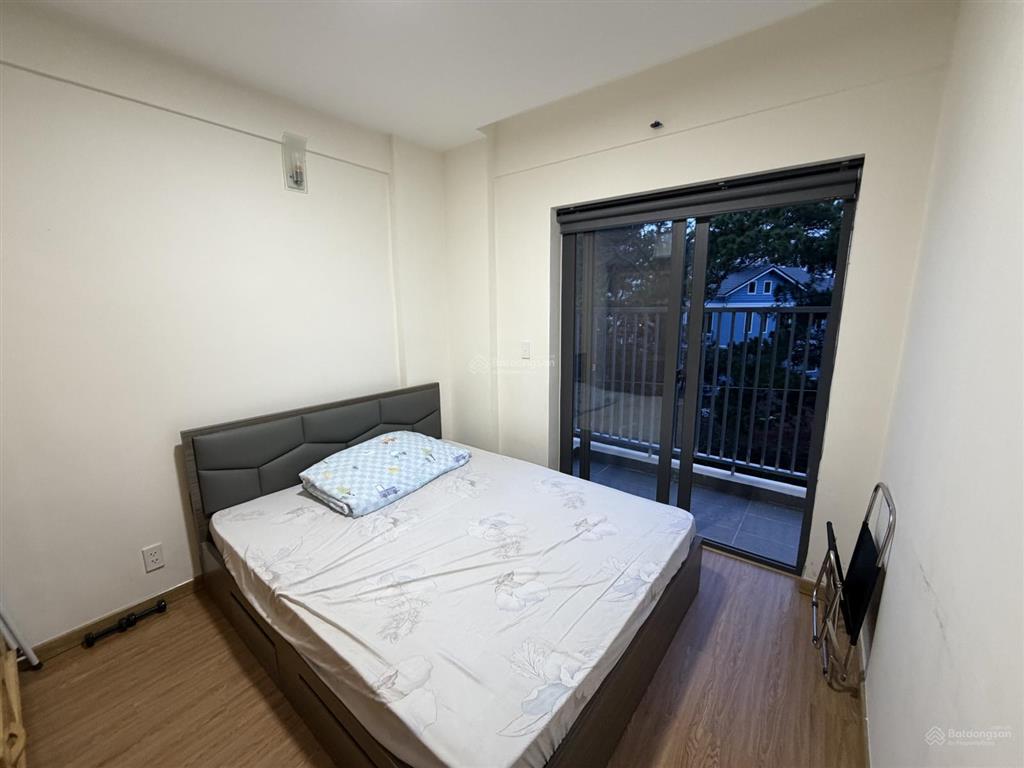 Bán căn góc 3 ban công chung cư mới nam hồ đà lạt, 61m2, 3,25 tỷ, view thông vĩnh viễn