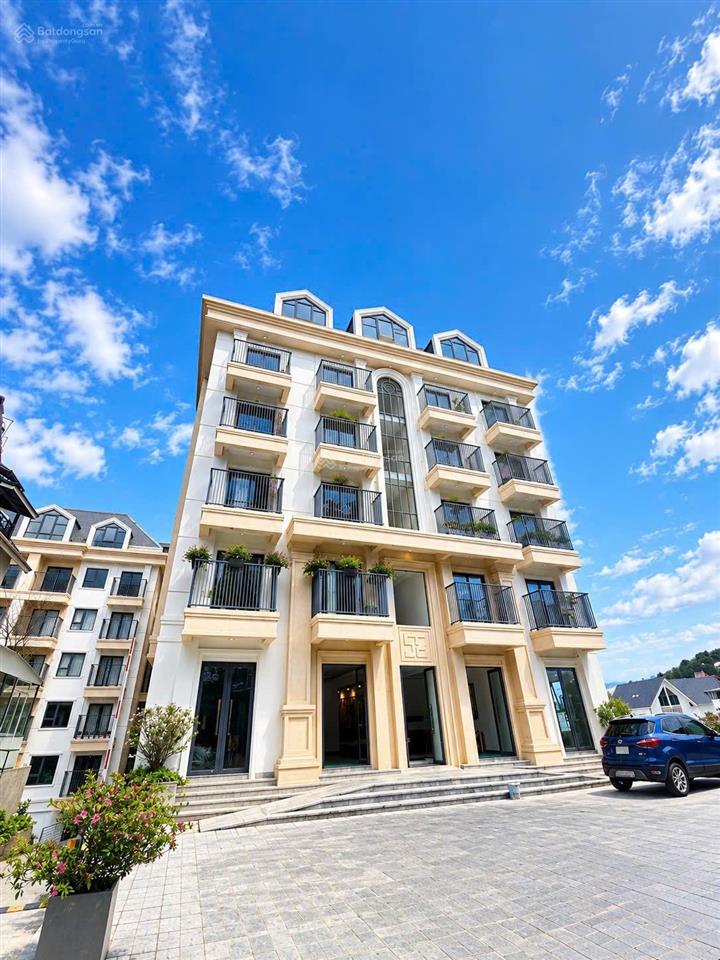 Bán căn góc 3 ban công chung cư mới nam hồ đà lạt, 61m2, 3,25 tỷ, view thông vĩnh viễn