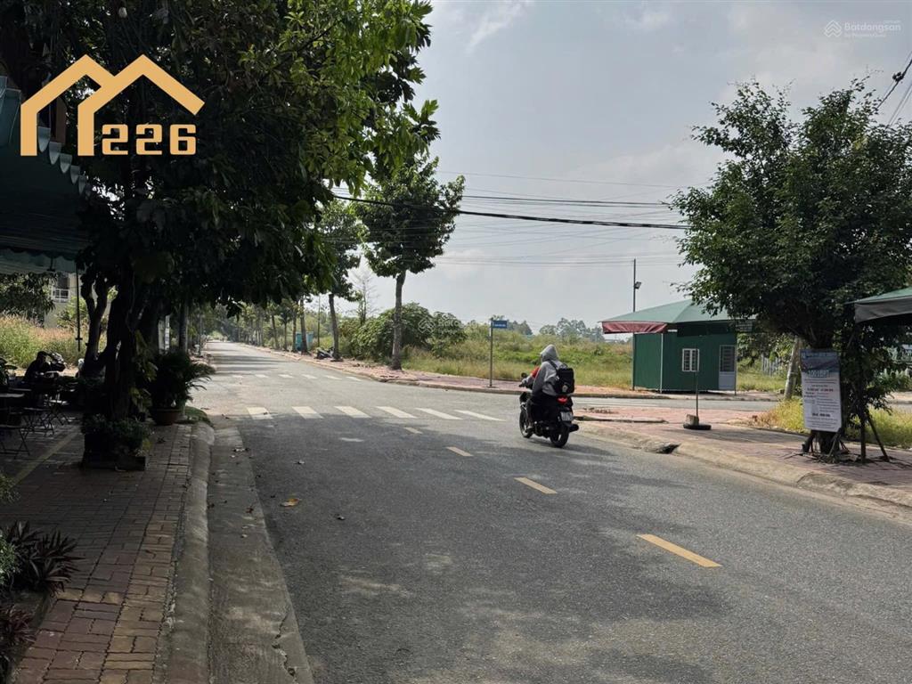 Chính chủ bán đất trung tâm phú mỹ ngang 6m cực hiếm