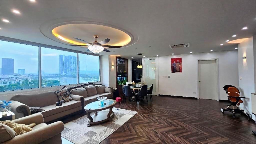 bán chung cư vinaconex khuất duy tiến 150m giá 13,4 tỷ full nội thất