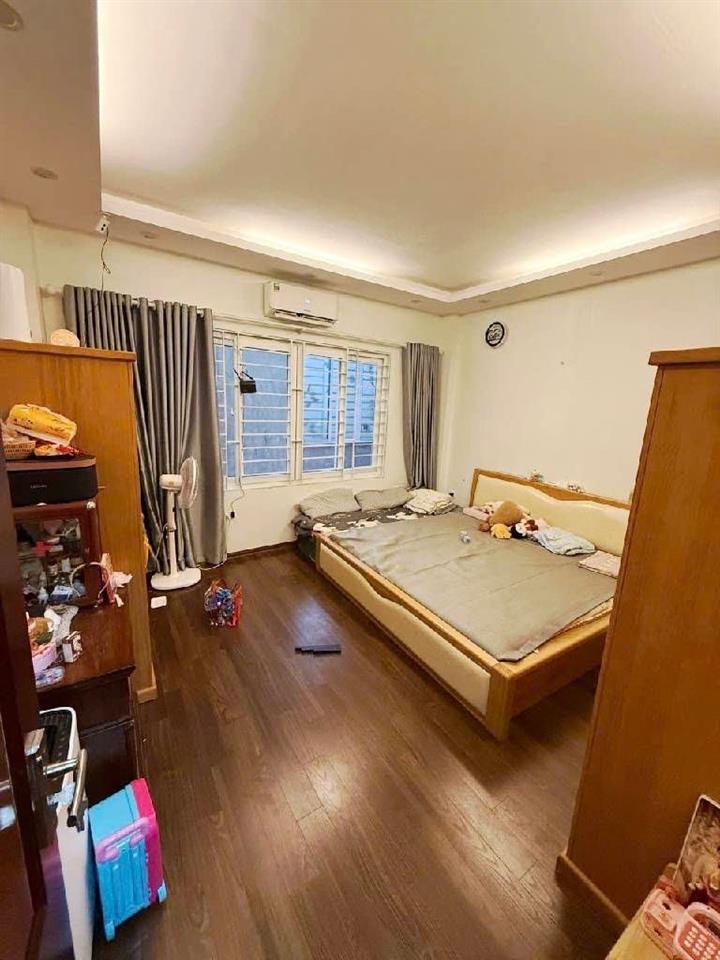 bán nhà kim mã 47m x5 tầng 13,75 tỷ-full nội thất,gần phố