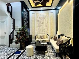 bán nhà phó đức chính 32m x5 tầng x mặt tiền 5m- 12,86 tỷ 10m ra phố,full nội thất