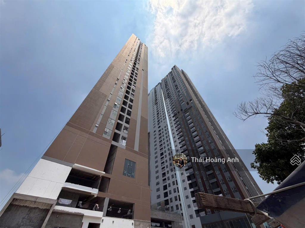 Bán căn góc a&t sky garden, 2pn, 2wc, 73.5m2 chỉ với 2,45 tỷ bao hết thuế, nhận nhà ngay