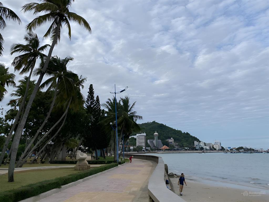 Bán đất nam định, ngay sát mặt biển, đông dân cư khách du lịch, dễ dàng cho thuê, kd, ở
