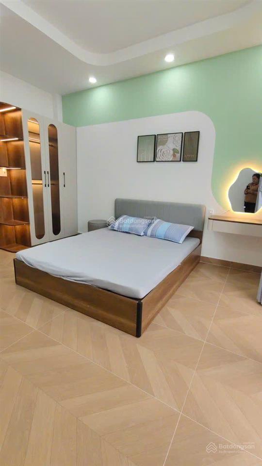 Nhà 3 tầng mới đẹp, full nội thất, 4pn, 5wc, gần chợ hiệp bình, gigamall, hbchánh, sổ hồng riêng