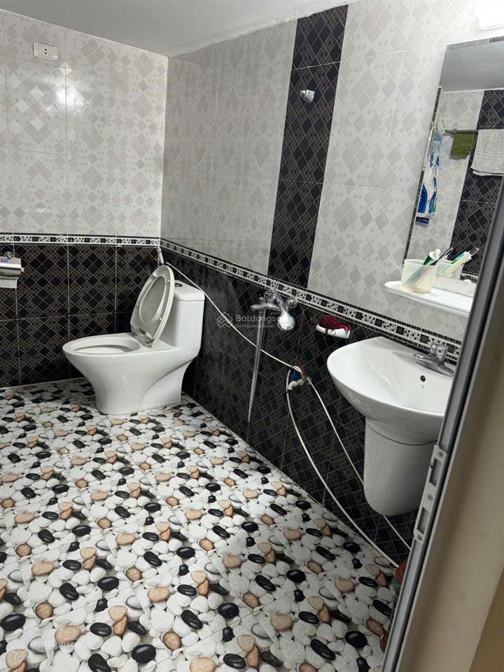 Cho thuê sàn văn phòng sẵn điều hòa nóng lạnh hoặc chuyển đổi thành căn hộ