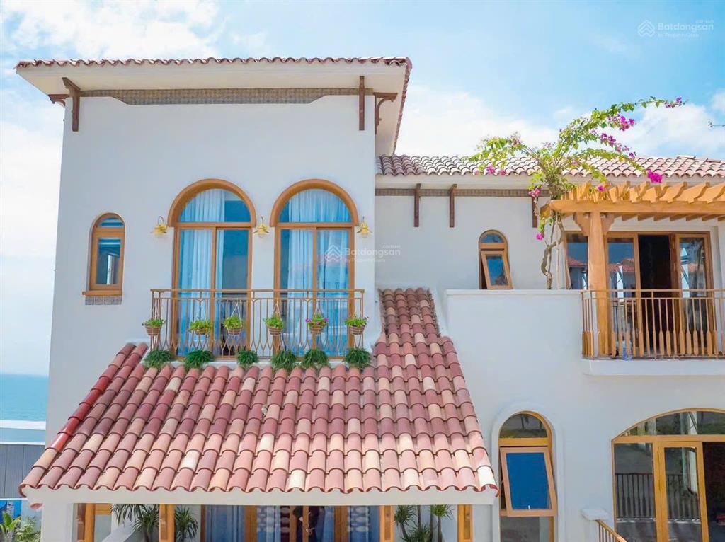 Biệt thự biển 1 hầm  3 tầng ngay cổng sunworld vũng tàu, sở hữu lâu dài, rẻ nhất dự án, ck 2.8 tỷ