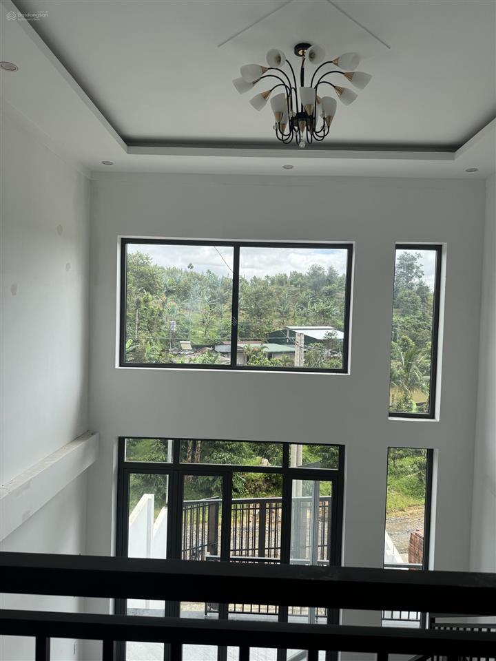 Nhà mới hoàn công 159m sàn, đất 142m, chỉ xách vali vào ở bảo lâm, gần tp. bảo lộc
