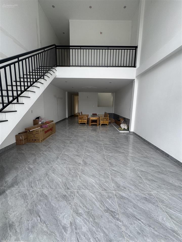 Nhà mới hoàn công 159m sàn, đất 142m, chỉ xách vali vào ở bảo lâm, gần tp. bảo lộc