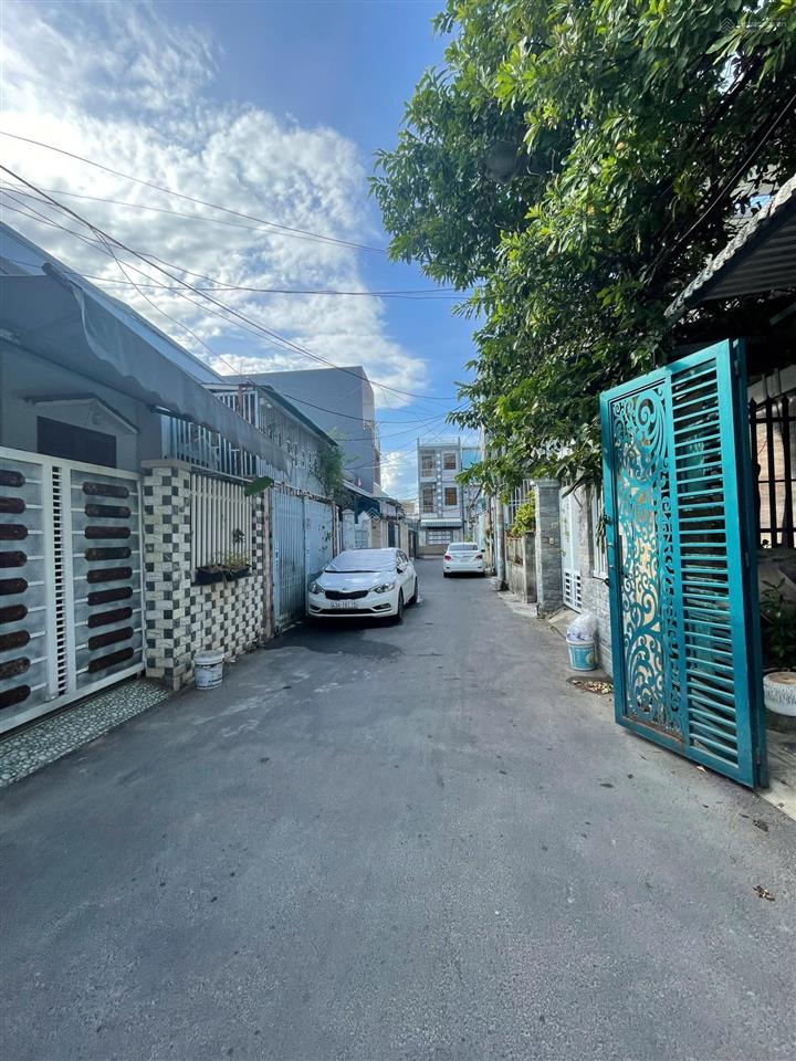Bán nhà riêng tại số 243/ .., trường chinh, 90m2, 4,55 tỷ, view đẹp hot!