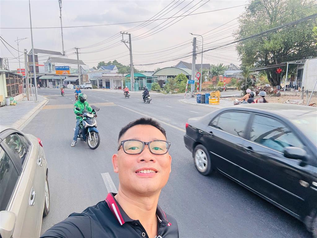 BÁN NHÀ MẶT TIỀN LIÊN HUYỆN, TÂN BÌNH, DĨ AN – NGANG 7M – 190M² – DÒNG TIỀN 30TR/THÁNG –