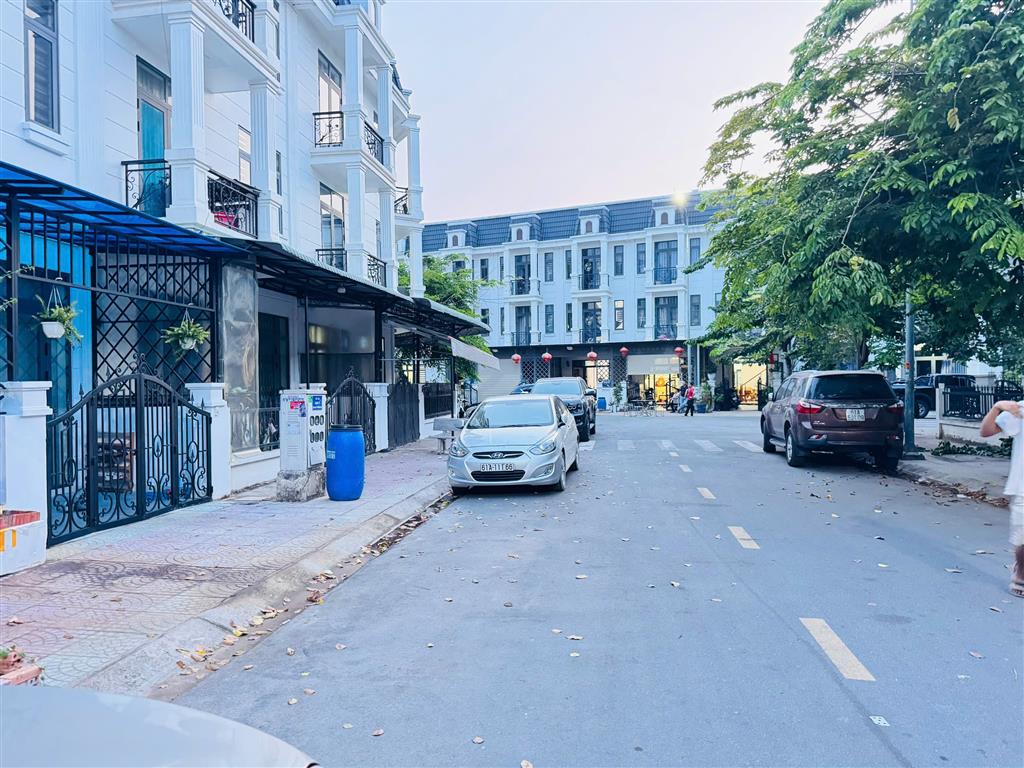 GIẢM 300 TRIỆU – NHÀ XÂY THÔ KDC PHÚC ĐIỀN CITYZEN – TÂN PHƯỚC KHÁNH – TÂN UYÊN  65M² –