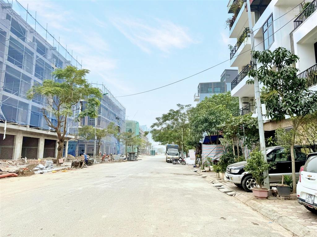 Suất ngoại giao căn 75m2 hướng đông nam dự án hà nội oriental, trung tâm gia lâm, cạnh cv hồ 14ha.