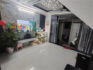 Bán nhà đường huỳnh tấn phát, tt nhà bè, ngang 5m, chỉ nhỉnh 4 tỷ