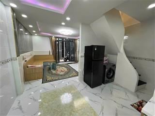 Bán gấp nhà quận 7  chỉ nhỉnh 3 tỷ  ngang gần 6m  sổ hồng riêng  đường huỳnh tấn phát