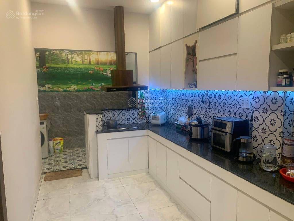 Bán nhà hẻm xe hơi  diện tích 81.5m2  đường lê văn lương  chỉ nhỉnh 5 tỷ  nhà bè