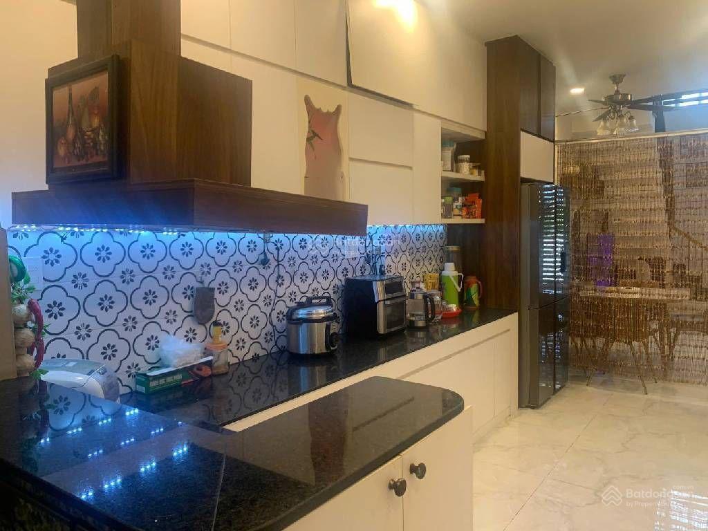 Bán nhà hẻm xe hơi  diện tích 81.5m2  đường lê văn lương  chỉ nhỉnh 5 tỷ  nhà bè