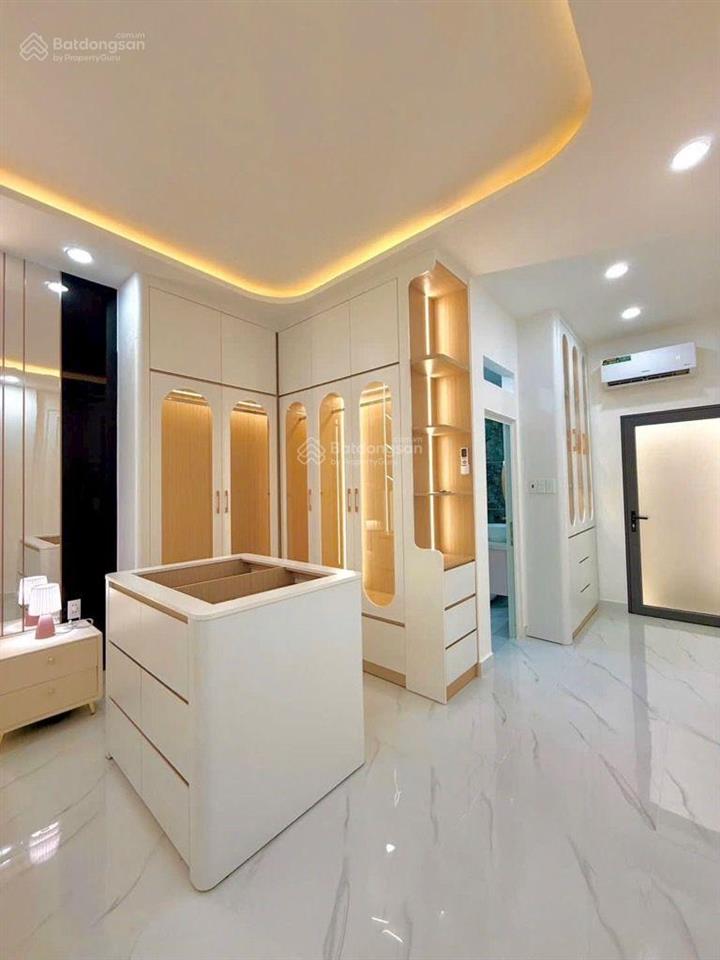 Bán nhà mới  hẻm xe hơi tránh  có phòng ngủ trệt  đường huỳnh tấn phát  chỉ 8.x tỷ  nhà bè