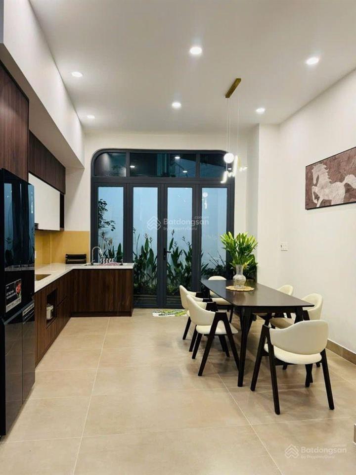 Bán nhà đường võ thị nhờ 60m2  sát khu nam long  quận 7  giá chỉ 7,x tỷ