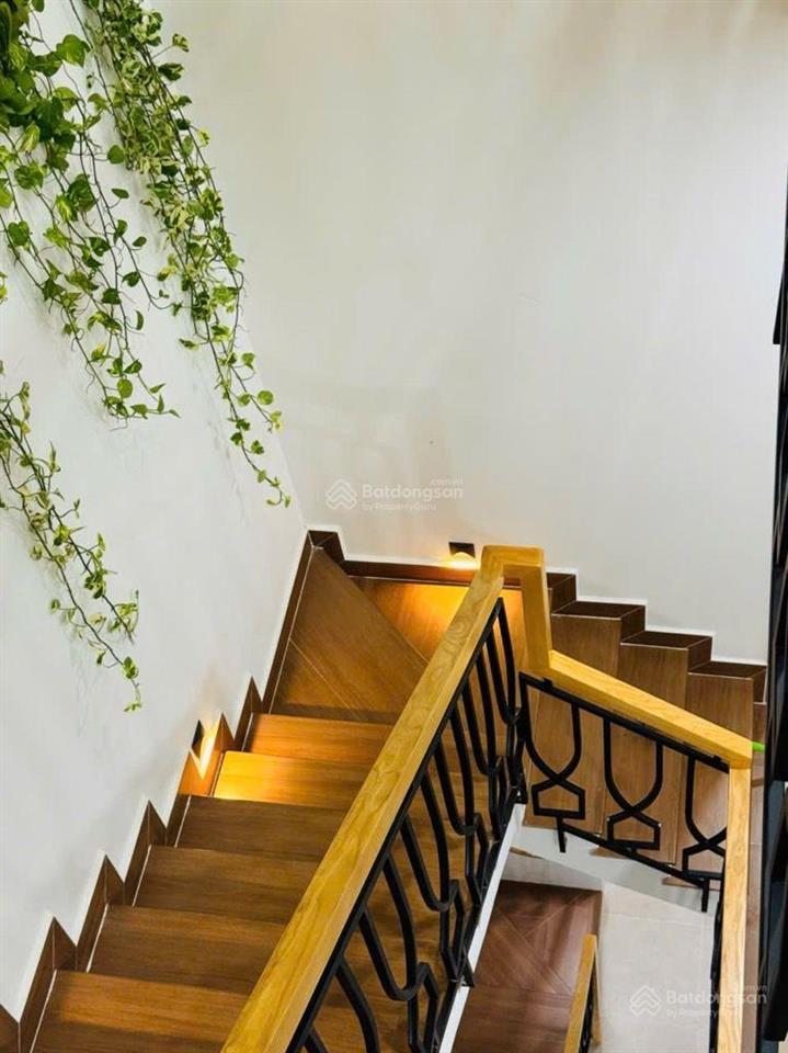 Bán nhà đường võ thị nhờ 60m2  sát khu nam long  quận 7  giá chỉ 7,x tỷ