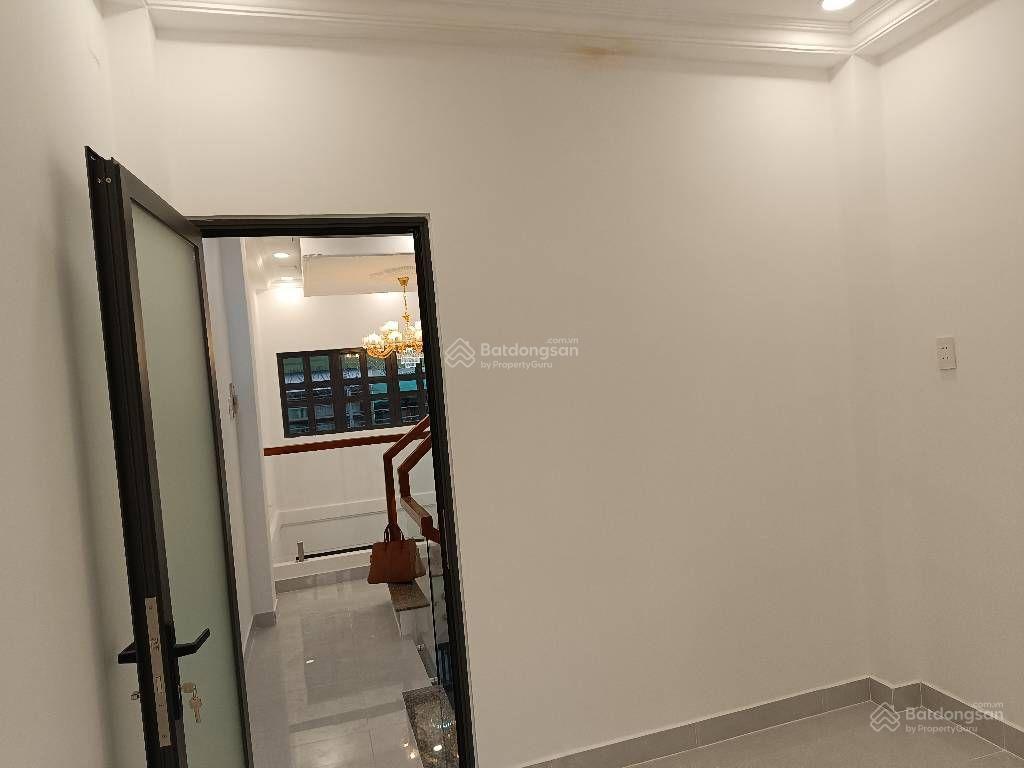Bán nhà mới  4 tầng  quận 7  giá chỉ 5.x tỷ  đường võ thị nhờ