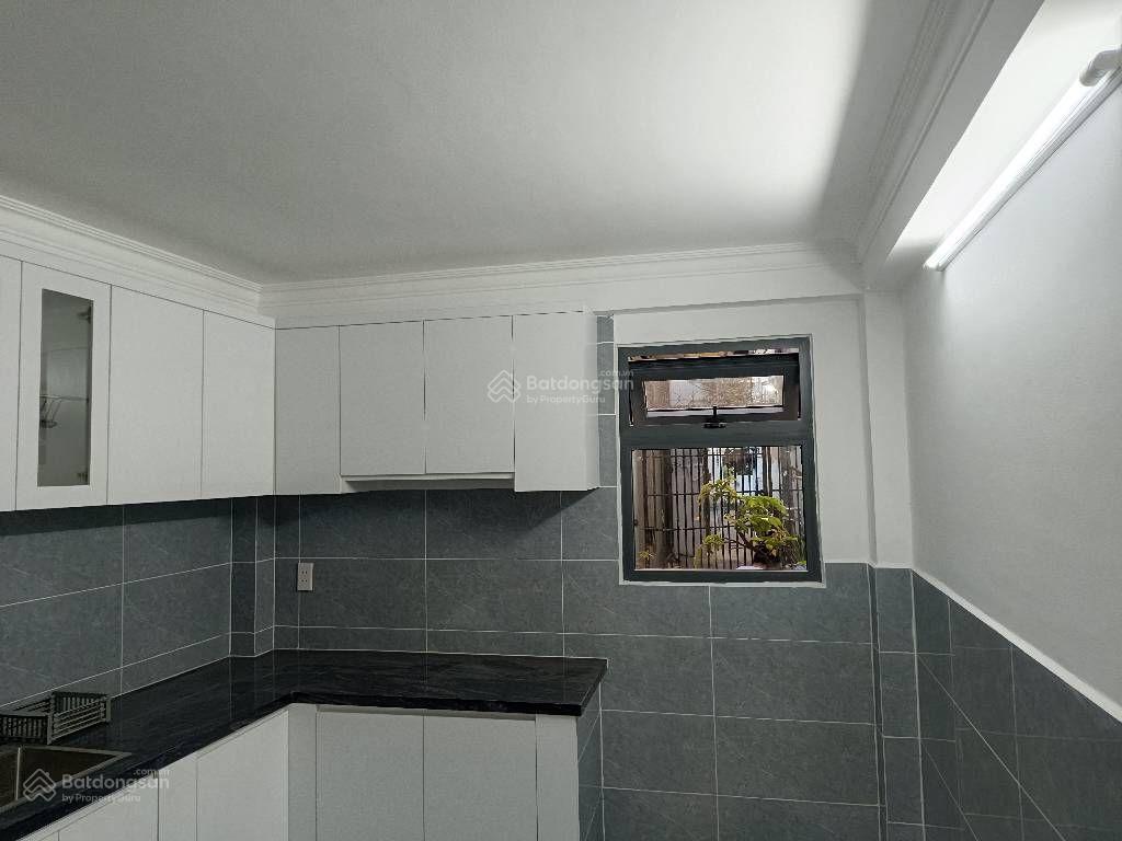 Bán nhà mới  4 tầng  quận 7  giá chỉ 5.x tỷ  đường võ thị nhờ