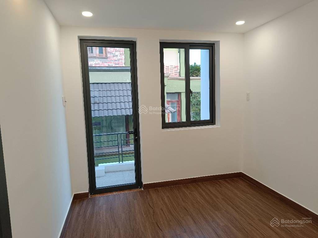 Bán nhà mới  4 tầng  quận 7  giá chỉ 5.x tỷ  đường võ thị nhờ