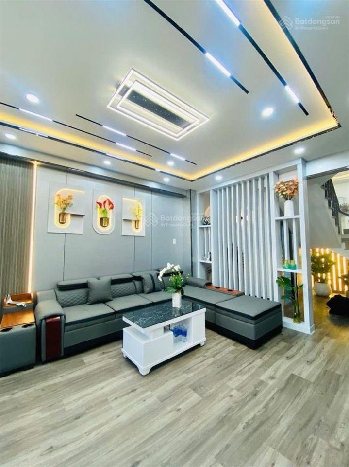 Bán nhà hẻm xe hơi  3 tầng  đường huỳnh tấn phát  nhà bè  chỉ nhỉnh 6 tỷ.