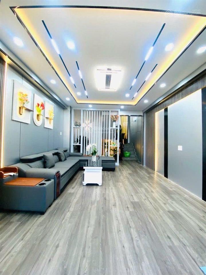 Bán nhà hẻm xe hơi  3 tầng  đường huỳnh tấn phát  nhà bè  chỉ nhỉnh 6 tỷ.