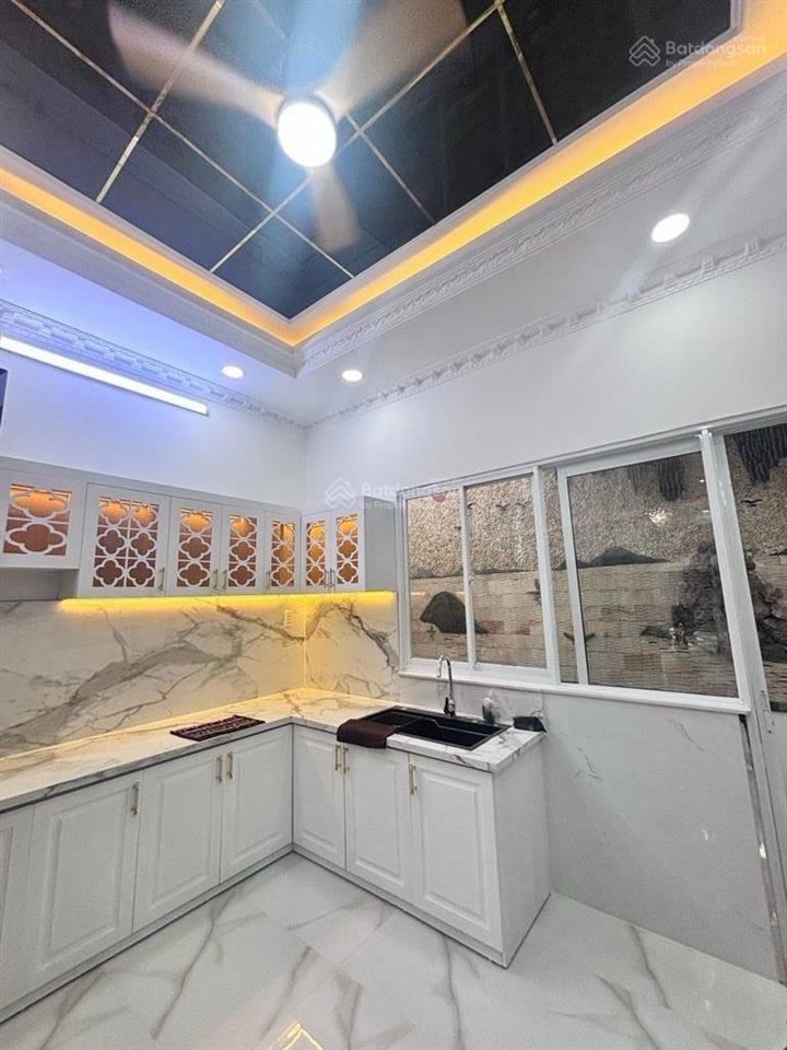 Bán nhà đẹp  mặt tiền kinh doanh  đường huỳnh tấn phát  hẻm xe hơi giá chỉ 7.x tỷ  sát quận 7