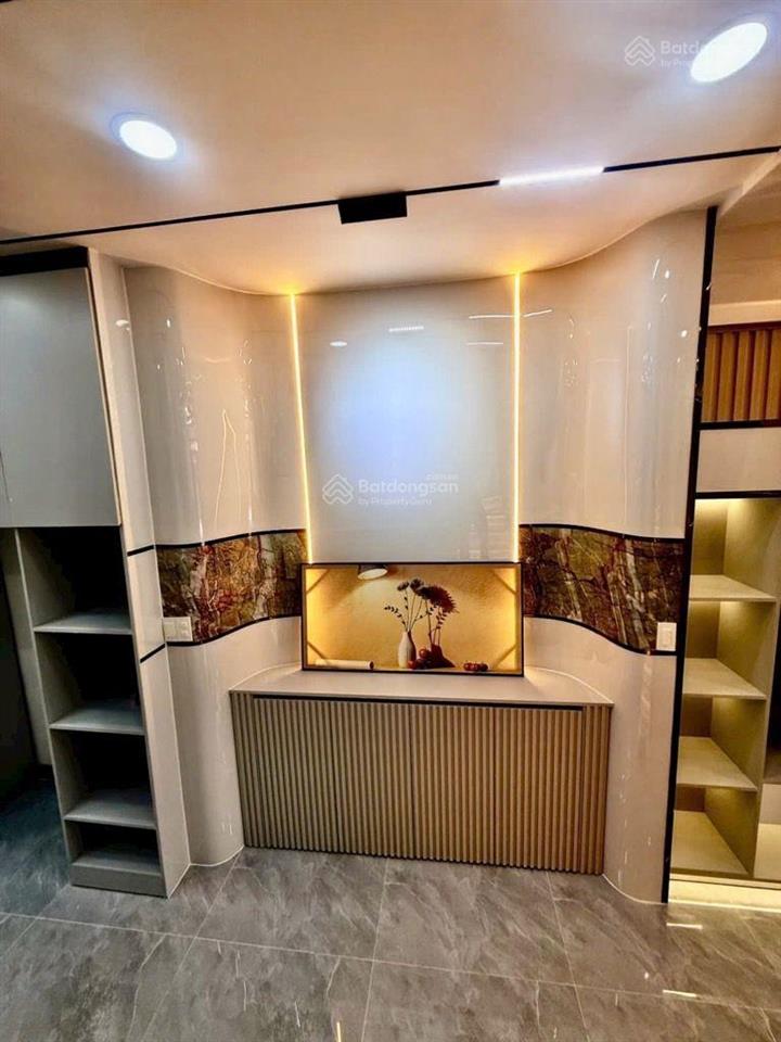 Bán nhà mới  huỳnh tấn phát  3 tầng 4 pn  xe hơi nằm nhà  kề quận 7  giá chỉ nhỉnh 7 tỏi