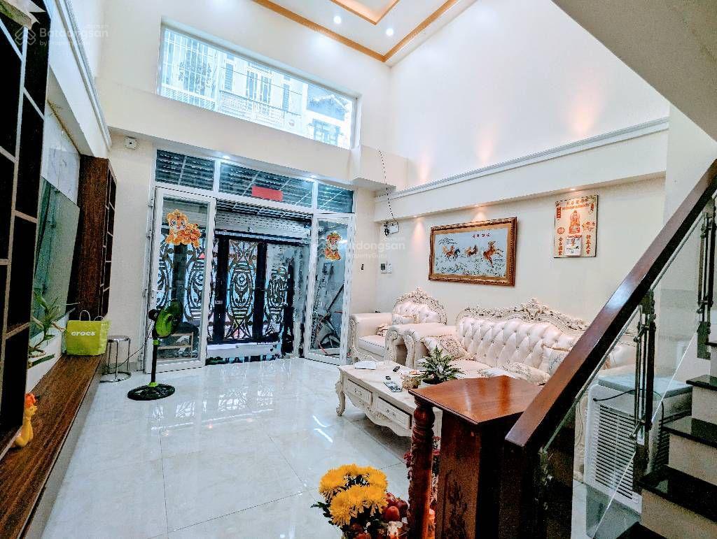 Chính chủ bán nhà quận 7  hẻm xe hơi  diện tích 75m2  4 tầng  chỉ nhỉnh 7 tỷ