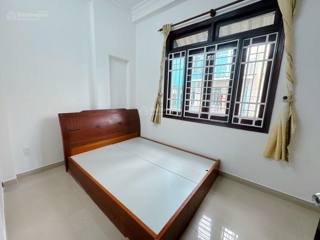 Bán nhà đường nguyễn thị thập  quận 7  hẻm ô tô quay đầu  6 phòng ngủ  chỉ nhỉnh 9 tỷ