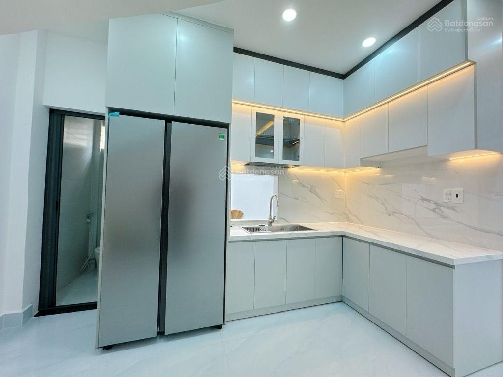 Bán nhà đường nguyễn thị thập  quận 7  hẻm ô tô quay đầu  6 phòng ngủ  chỉ nhỉnh 9 tỷ