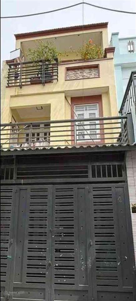 Nhà 3 tầng btct  hxh  thông cạnh chợ bình thành  dt 64m²  chỉ 5.2 tỷ thương lượng