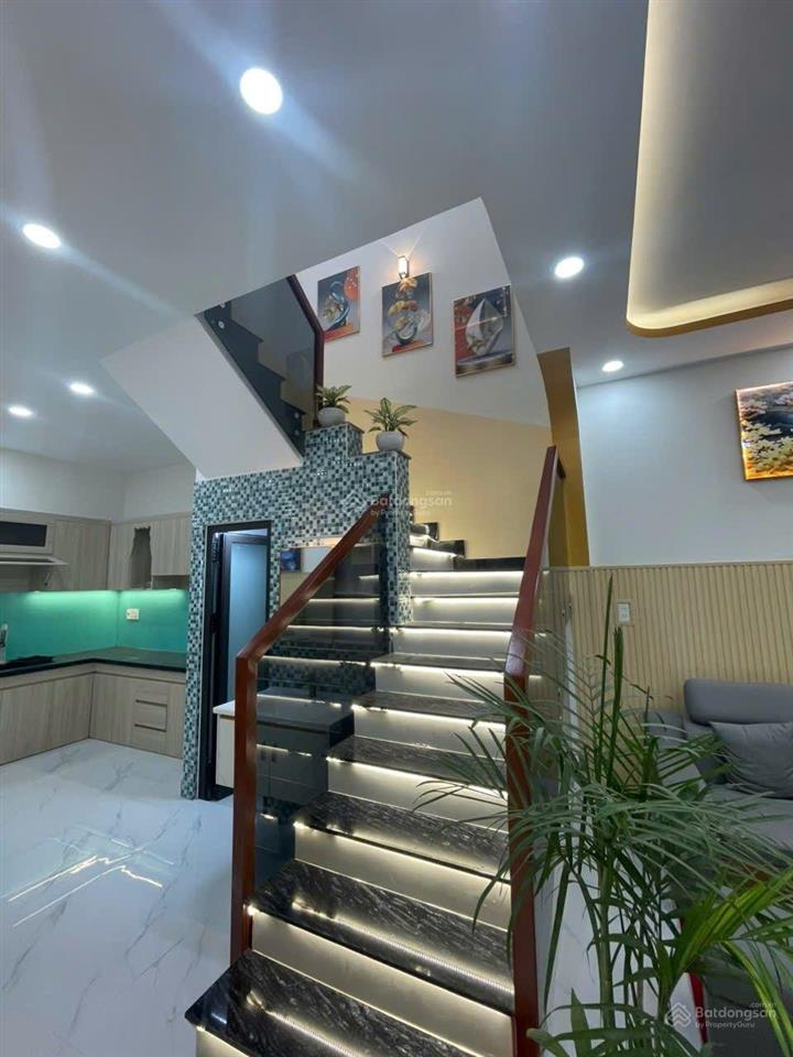 2 tầng  62m2  3pn  khu celadon  an ninh  cạnh aeon tân phú  chỉ hơn 5 tỷ
