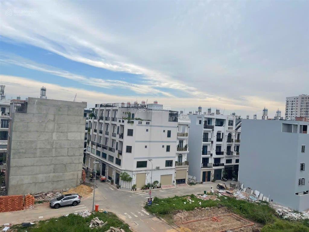 Nhà 5 tầng  dt57m  nhỉnh 6 tỷ  ngã tư gò mây khu phân lô cao cấp  thiết kế nội thất cao cấp