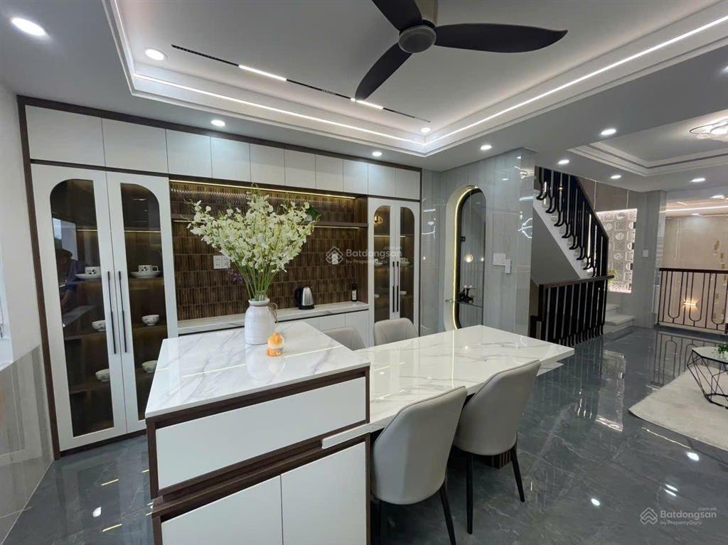 Nhà 5 tầng  dt57m  nhỉnh 6 tỷ  ngã tư gò mây khu phân lô cao cấp  thiết kế nội thất cao cấp
