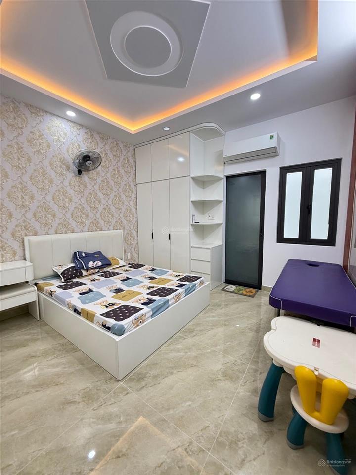 Nhà đẹp khu dân trí  5 phút aeon tân phú  5 tầng  dt 52m  tân quý  8 tỷ thương lượng